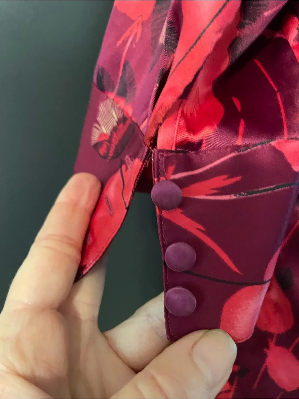 Guess Adele Floral Satin Peplum Top Blouse Women’s Small Wine Red Cocktail